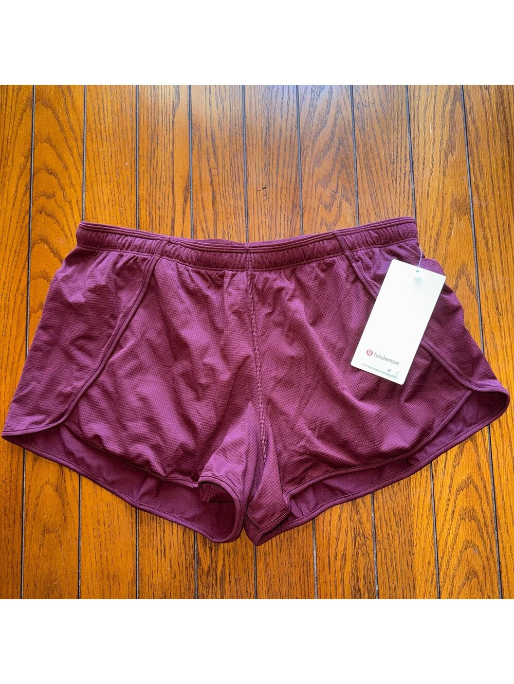 Lululemon Swiftly Mid-Rise Short 3” Burgundy Bay Size 12 NWT - Picture 2 of 6